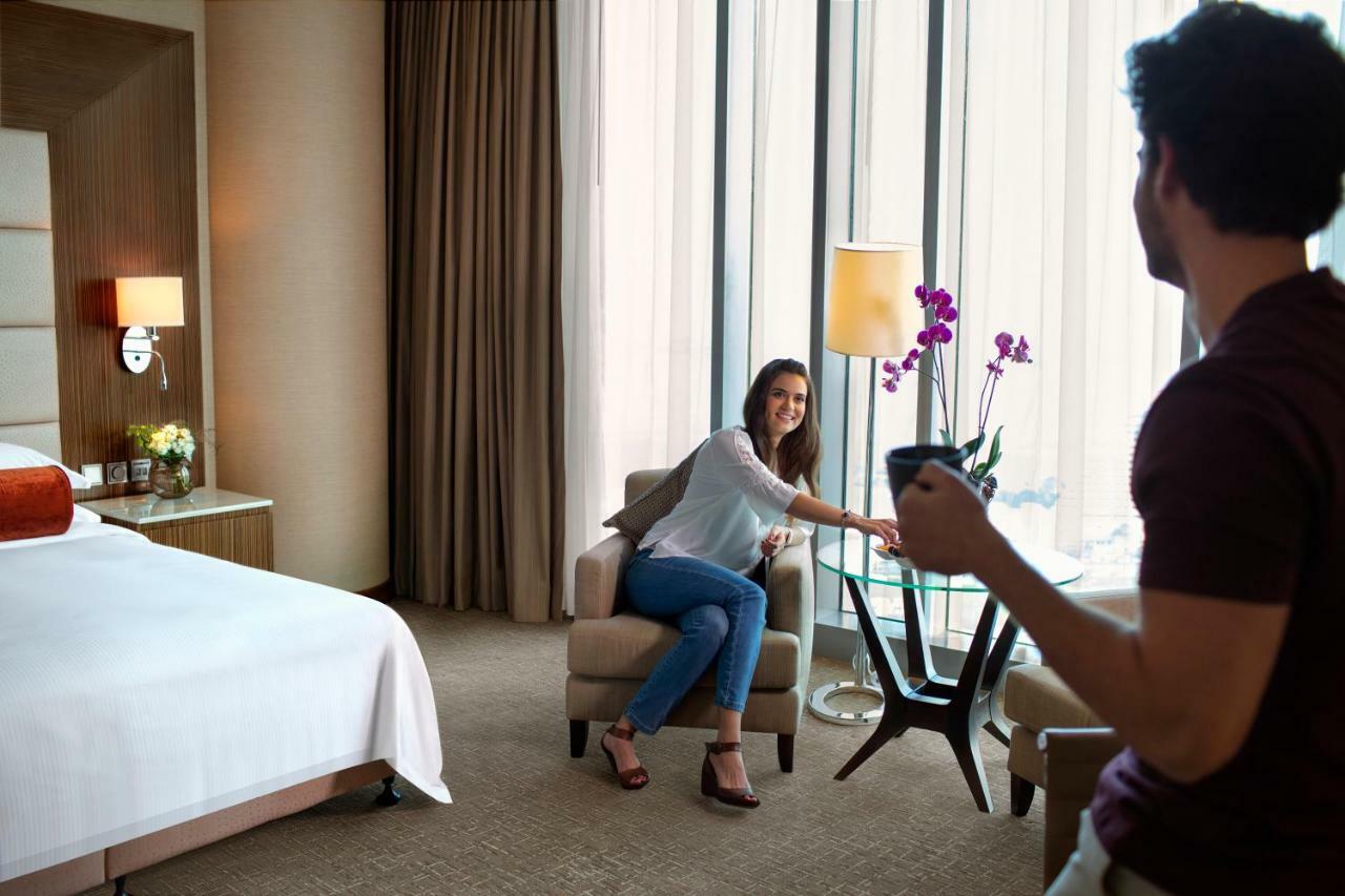 City Centre Rotana Doha Bagian luar foto Deluxe Room